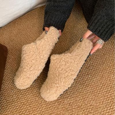 2025 neue koreanische Version runde Spitze Boken dicke Sohle flauschiger Plüsch warme Oberbekleidung Halbschuh Damenschuhe