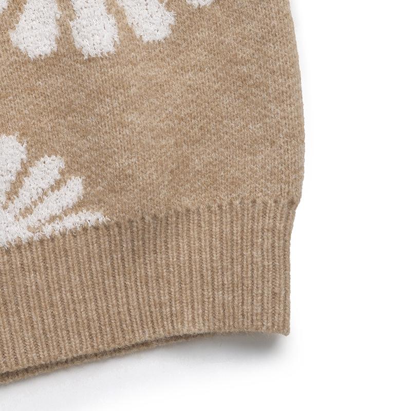 Women's Floral Knit Sweater: Long Sleeve, Loose Fit, Slimming Design for Autumn/Winter 2026