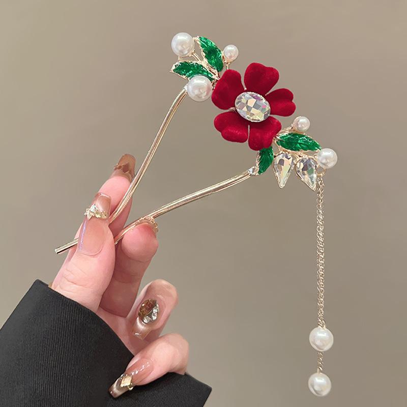 Elegant Red Rose Tassel Hairpin - U-shaped Hair Accessory for Women, Perfect for Updos and Traditional Attire.