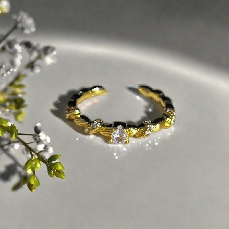 Minimalist Serpentine Full Diamond Zir*****Pen Ring Niche Personality High Sense Light Luxury Exquisite Ring Woman