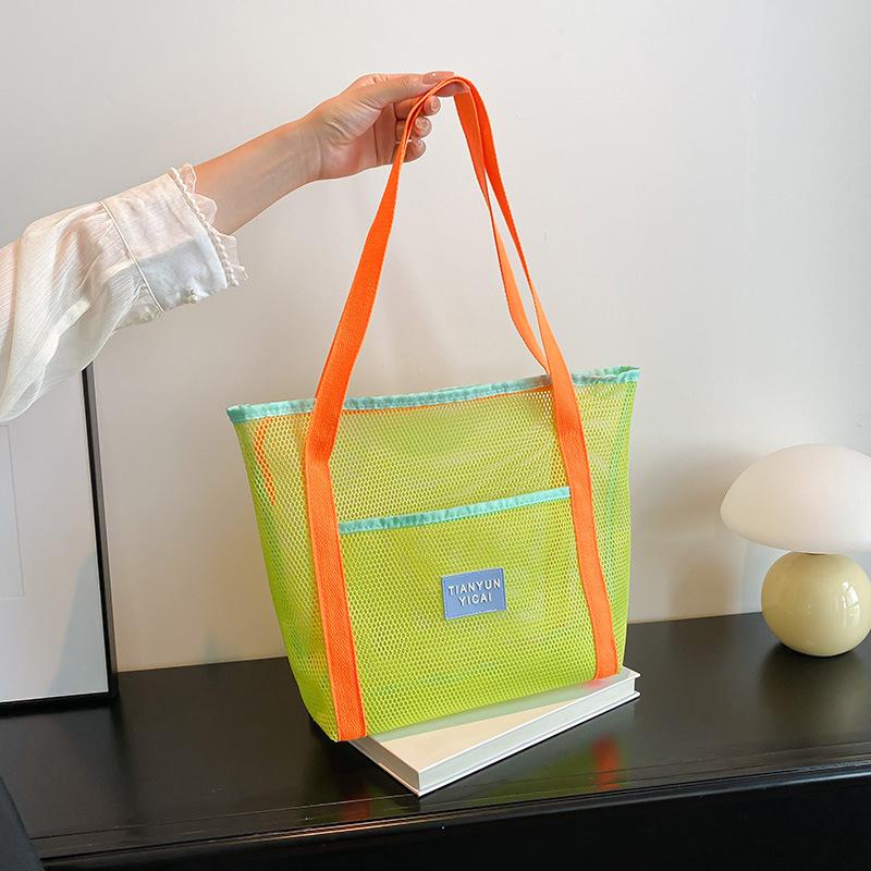 Korean ins beach play mesh hollow storage bag large capacity shoulder bag outdoor portable beach bag