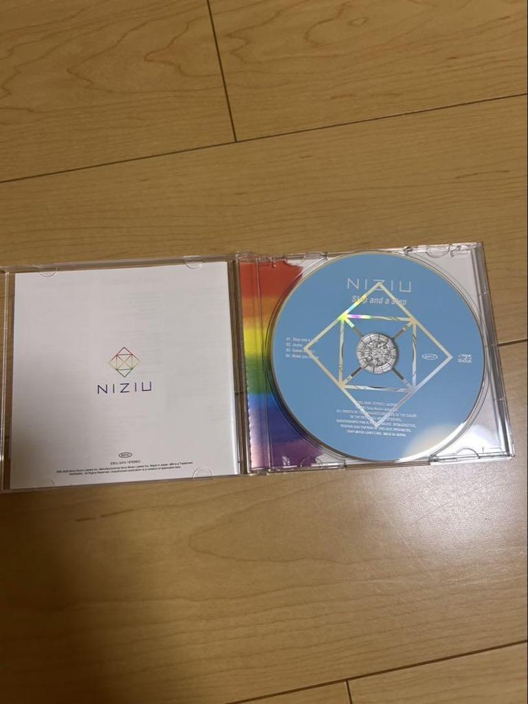 [USED] NiziU Goods CD Official