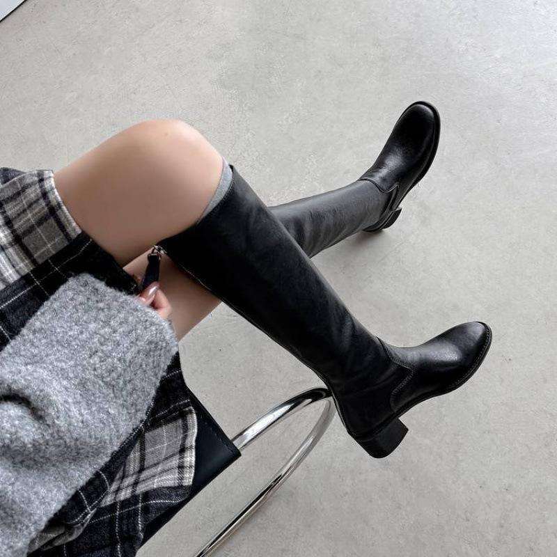 Autumn and winter new knight boots first layer washed cowhide flat-bottomed boots women's retro brown sleeve simple women's single boots