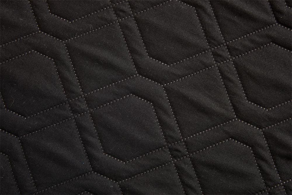 Waterproof Pet Mattress Cover: Dustproof, Anti-Slip, Anti-Urine Protective Sofa Pad for Cats and Dogs