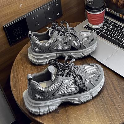 Rue frite montre petits pieds et augmente la hauteur chaussures de sport polyvalentes et légères pour femmes nouvel automne et hiver à semelles épaisses