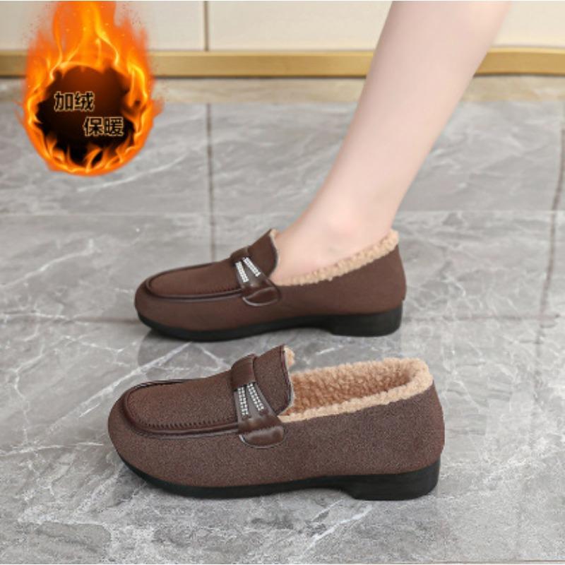 Winter Velvet Little White Shoes, New Female Students Thick-soled Heightening Sports Board Shoes