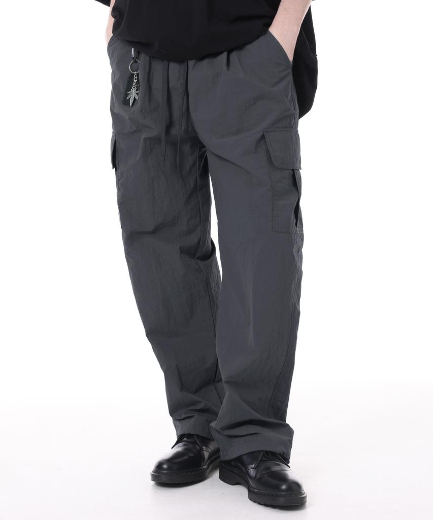 MODERMENT [Nylon] Semi-Wide String Cargo Pants [Deep Gray]