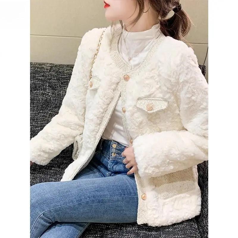 Winter Woman Fluffy Lamb's Fur Coat Warm Faux Fur Coat Collar Short Outerwear Coat Cowl Button Korean Fur Jackets New