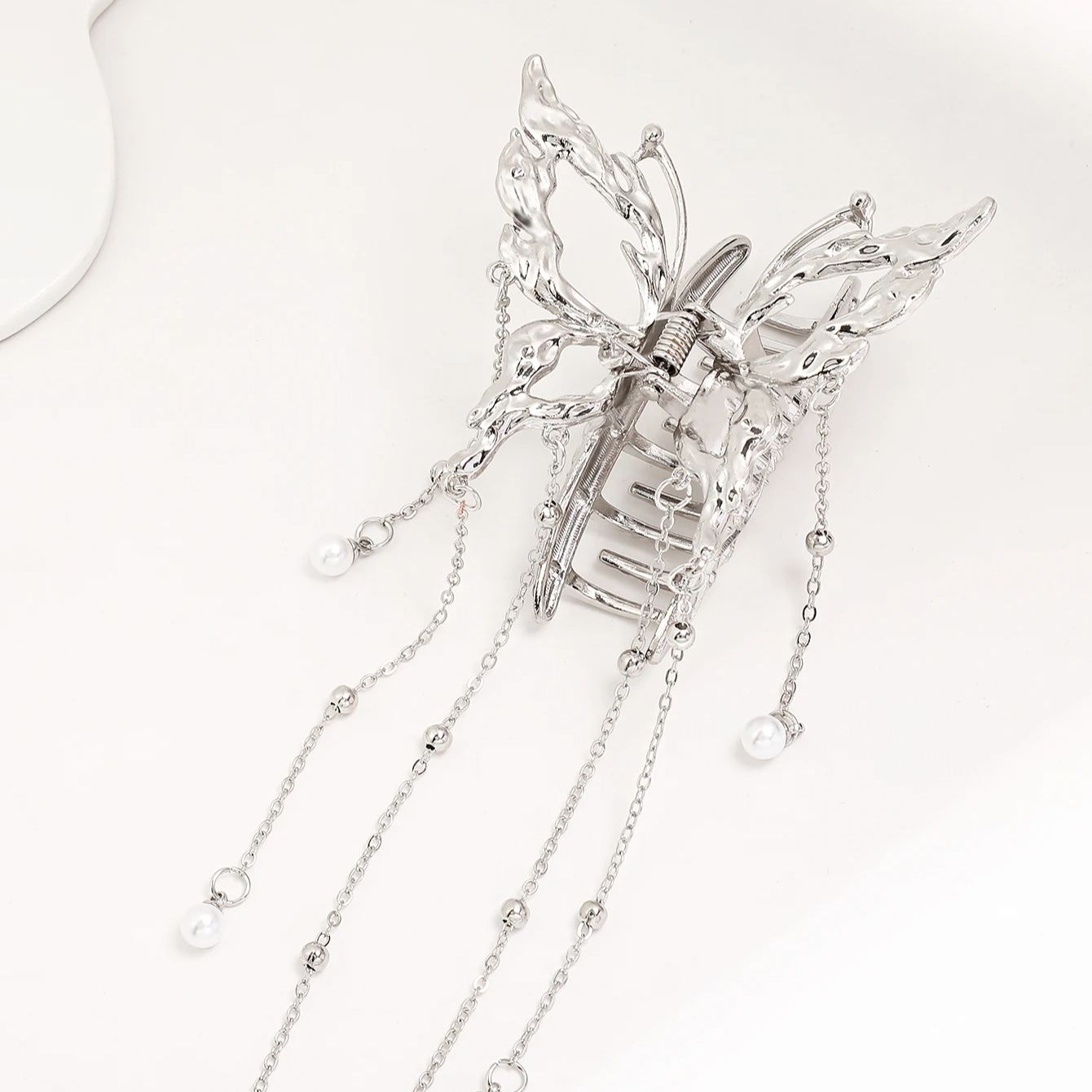 

Заколки-краб для волос в виде бабочки для женщин и девочек, затылок, металлические полузавязанные заколки для волос в виде акулы, аксессуары Size fits all