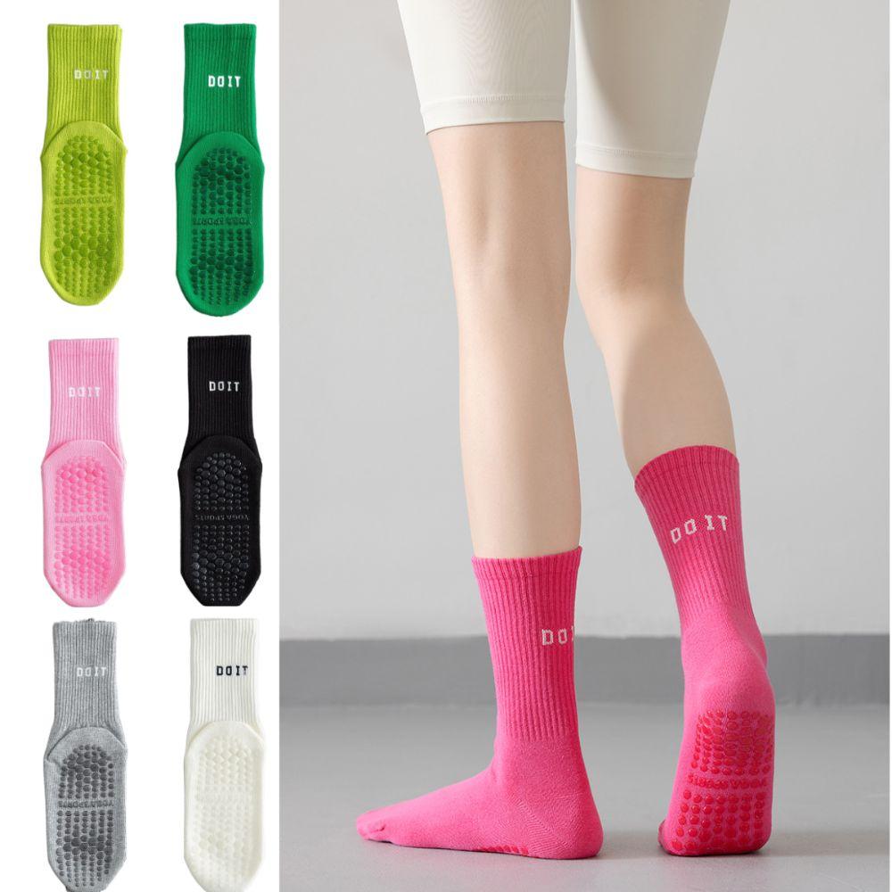 Breathable Yoga Socks Cotton Sports Socks Comfortable Dance Fitness Training Socks