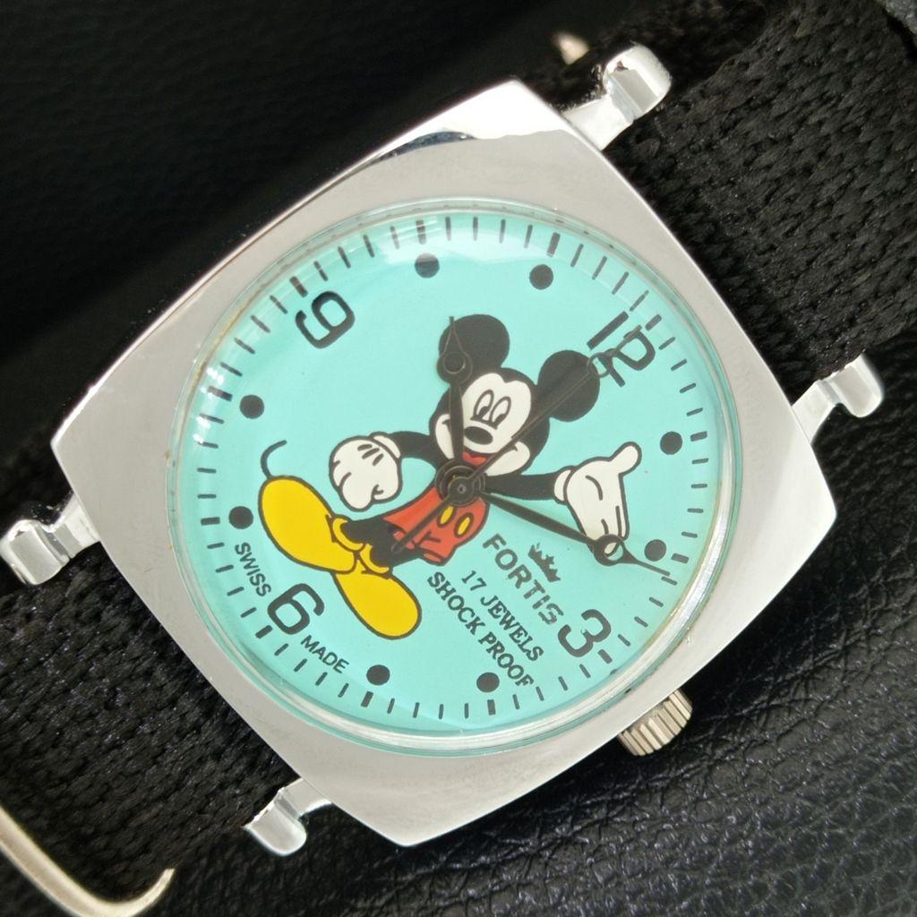 

HAND-WINDING VINTAGE SWISS MENS REFURBISHED SEA GREEN COLOR DIAL WATCH a707265-1