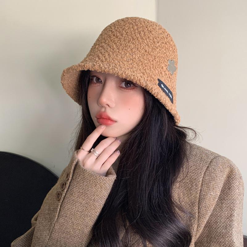 

Корейская новая осенне-зимняя шапка для женщин, металлическая этикетка, имитация овечьей шерсти, шляпа-рыбак для зимы, теплая, показывающая лицо, маленькая шляпа-ведро One Size
