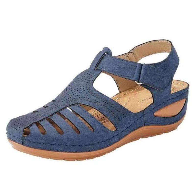 20 summer new retro women's sandals, thread hole shoes, anti-slip large size round toe wedge comfortable sandals women