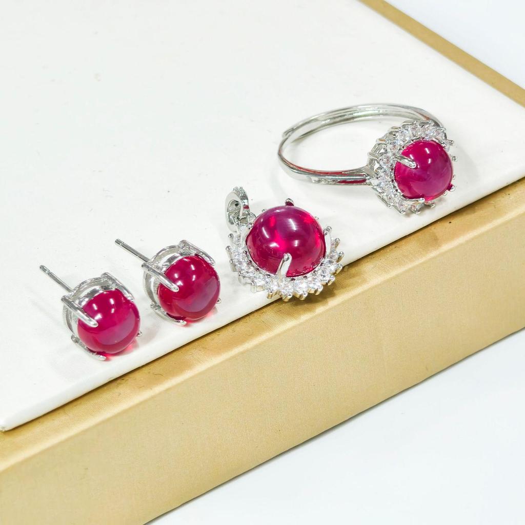 Gusien Jewelry Red Star Light Luxury Vintage Ring, Earring, and Pendant Set