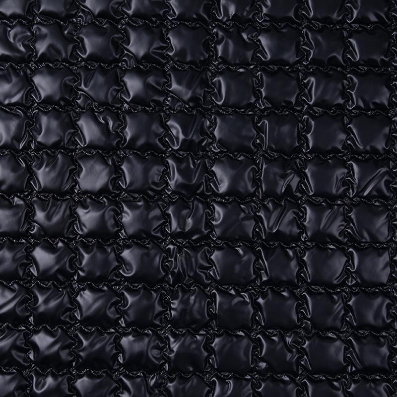 Nouă Geantă de Depozitare și Machiaj din Poliester Matlasat Impermeabil, Grosime 4cm, Embosată Ultrasonic