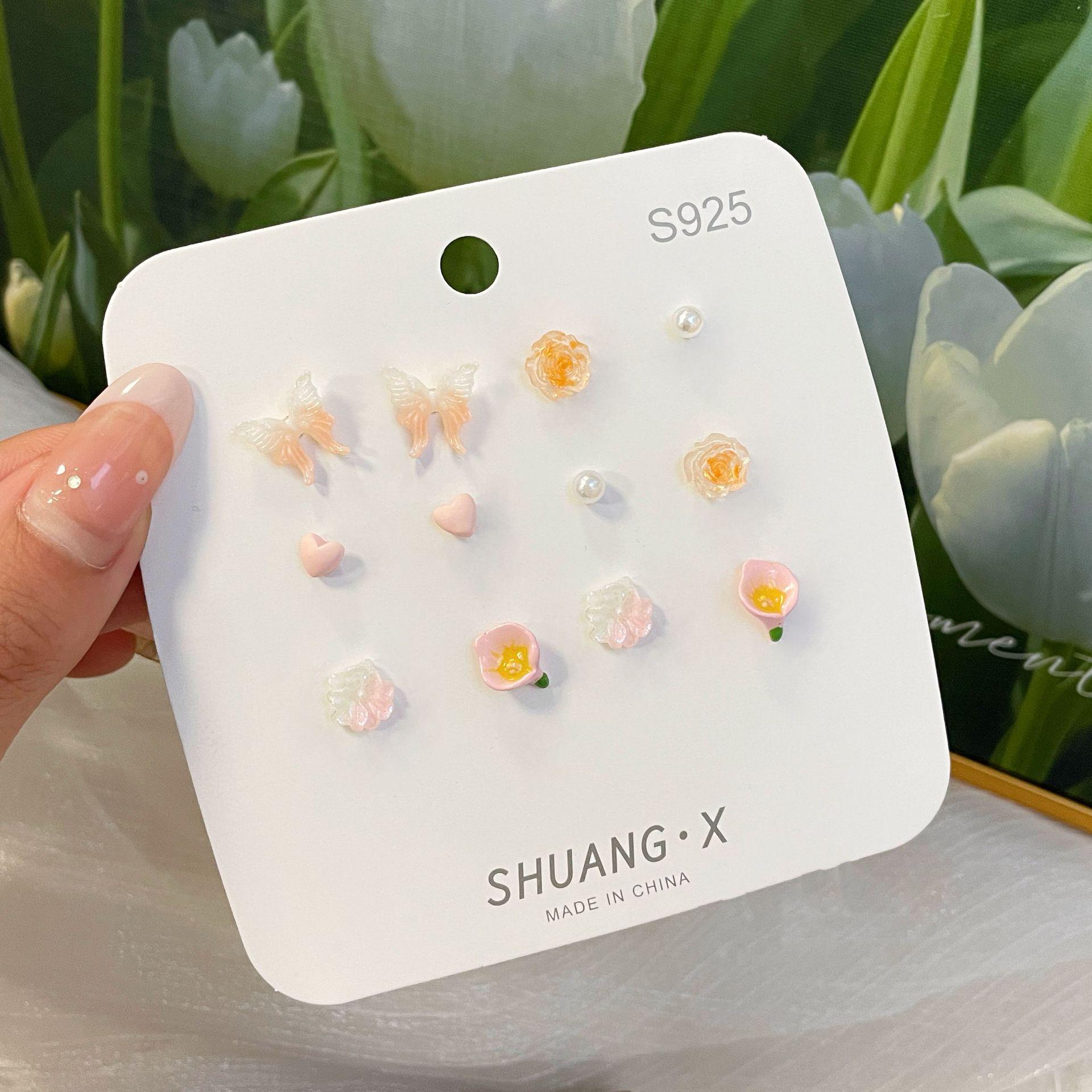 

Розовые серьги-бабочки из цветочной смолы: Серебряная игла, милая и нежная для девочек