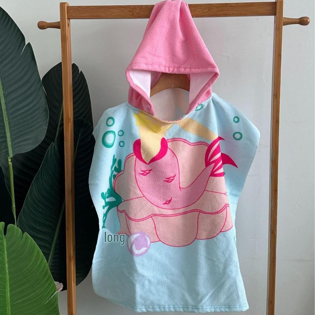 Children's Hooded Bath Towel: Antibacterial, Quick-Drying, Wearable Cloak for Bath or Beach.