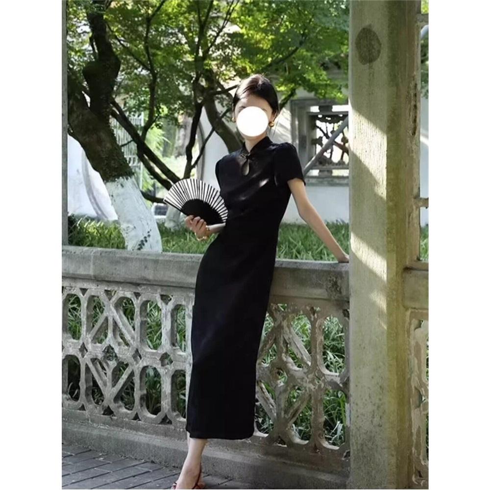 Damen modifiziertes chinesisches Qipao-Kleid, Satin-Jacquard Cheongsam Midi-Kleid mit Schlüssellochausschnitt für den Sommer