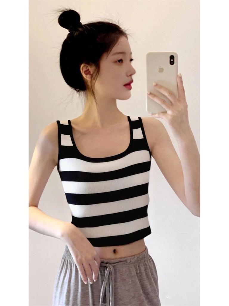 Korean Style Color Block Sleeveless Cropped Tank Top
