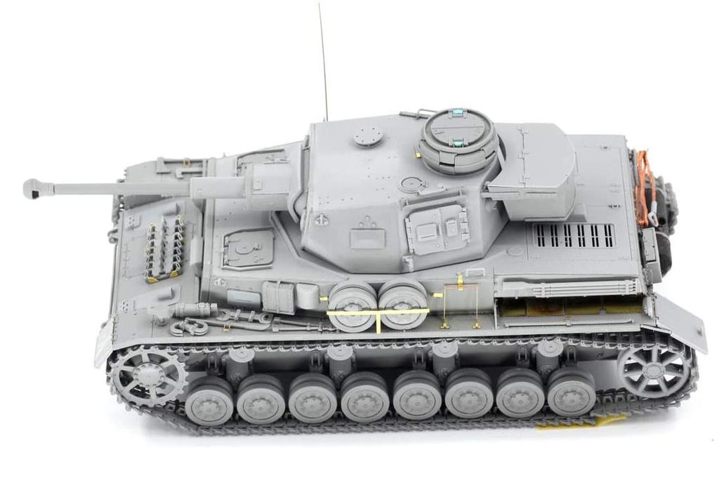 Border Model German Army IV Tank Type Plastic Model BT004 1/35 F2/G (2in1 Kit)