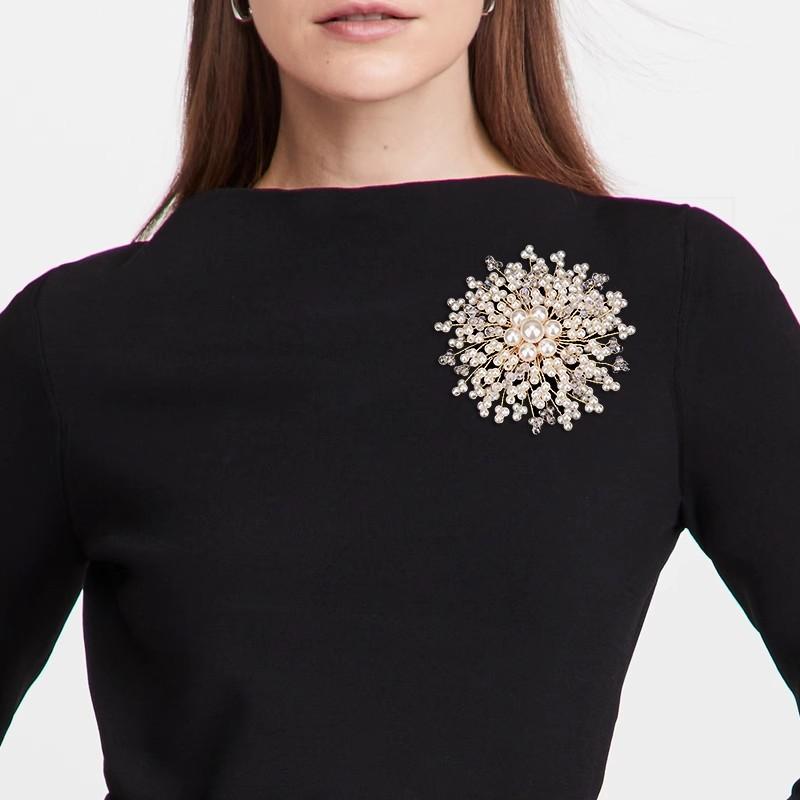 Atmospheric Pearl Brooch High-End Women'S Exquisite Handmade Corsage Niche Design Sense Pin Personalized Blazer Accessories