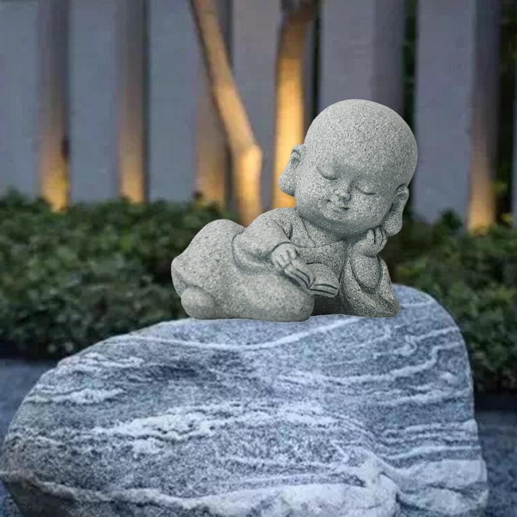 Urocza Statuetka Buddy Mnicha Prezent Rzeźby Żywica Statuetka Buddy Małego Mnicha Figurka Mnicha do Ogrodu Joga Biurko Dekoracja Zewnętrzna