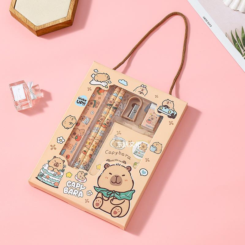 Dziecięce Pudełko Prezentowe z Artykułami Papierniczymi - Idealne na Urodziny, Nagrody i Prezenty Świąteczne