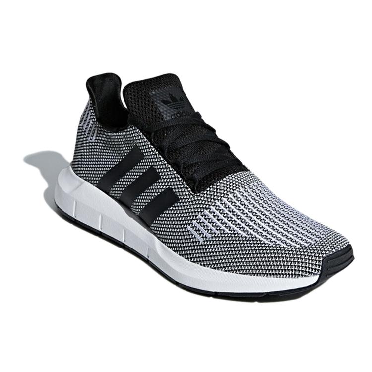 adidas Swift Run