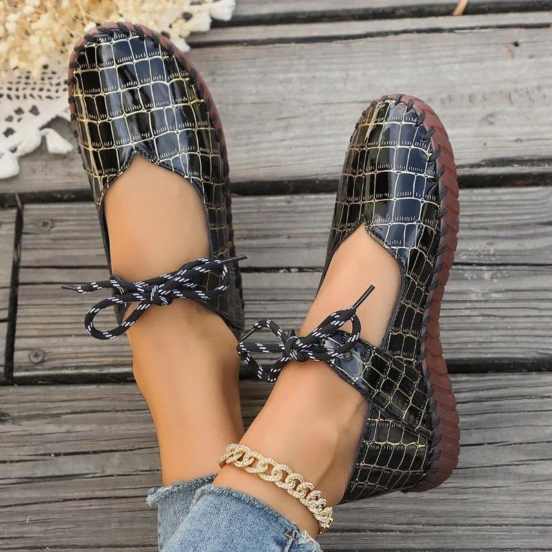 Women Flats Fashion Leather Walking Shoes for Women Retro Shallow Lace Up Sneakers Women Shoes Plus Size 43 Zapatos De Mujer