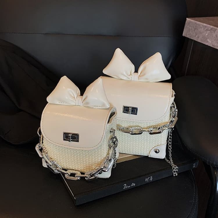 Женская Сумка-кроссбоди на цепочке в милом и крутом стиле