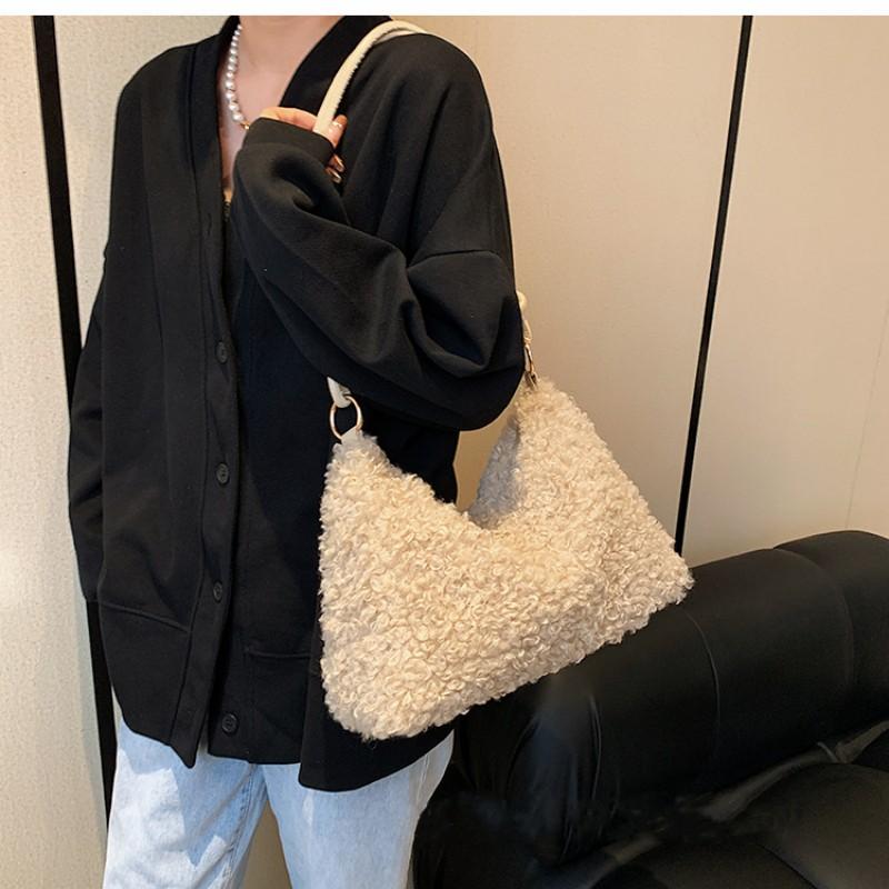 New Autumn Winter Lambswool Shoulder Crossbody Bag For Women Large Capacity Plush Handbag Fashi Messenger Bag Casual Hobo Bag