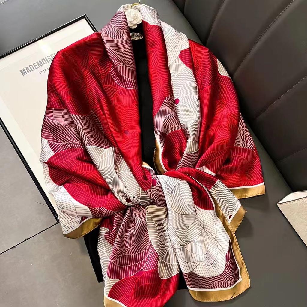 New Spring and Autumn Retro Floral Cranes Temperament Simulation Silk Large Long Scarf Sunscreen Outwear Shawl Female Silk Scarf