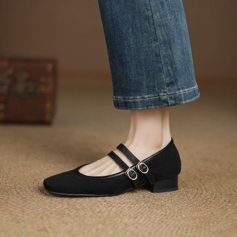 

New four-season casual single shoes women s solid color rubber soft sole large and small size women s shoes light mouth flat heel women s lazy shoes 43 (customized non-return and exchange)