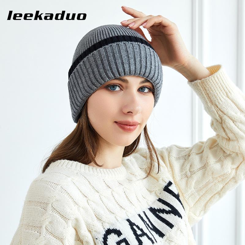 Rabbit Velvet Core-spun Yarn Knitted Hat Winter Couple Men's and Women's Thickened Wool Hat Two-color Double-flanged Casual Pullover Cold Hat