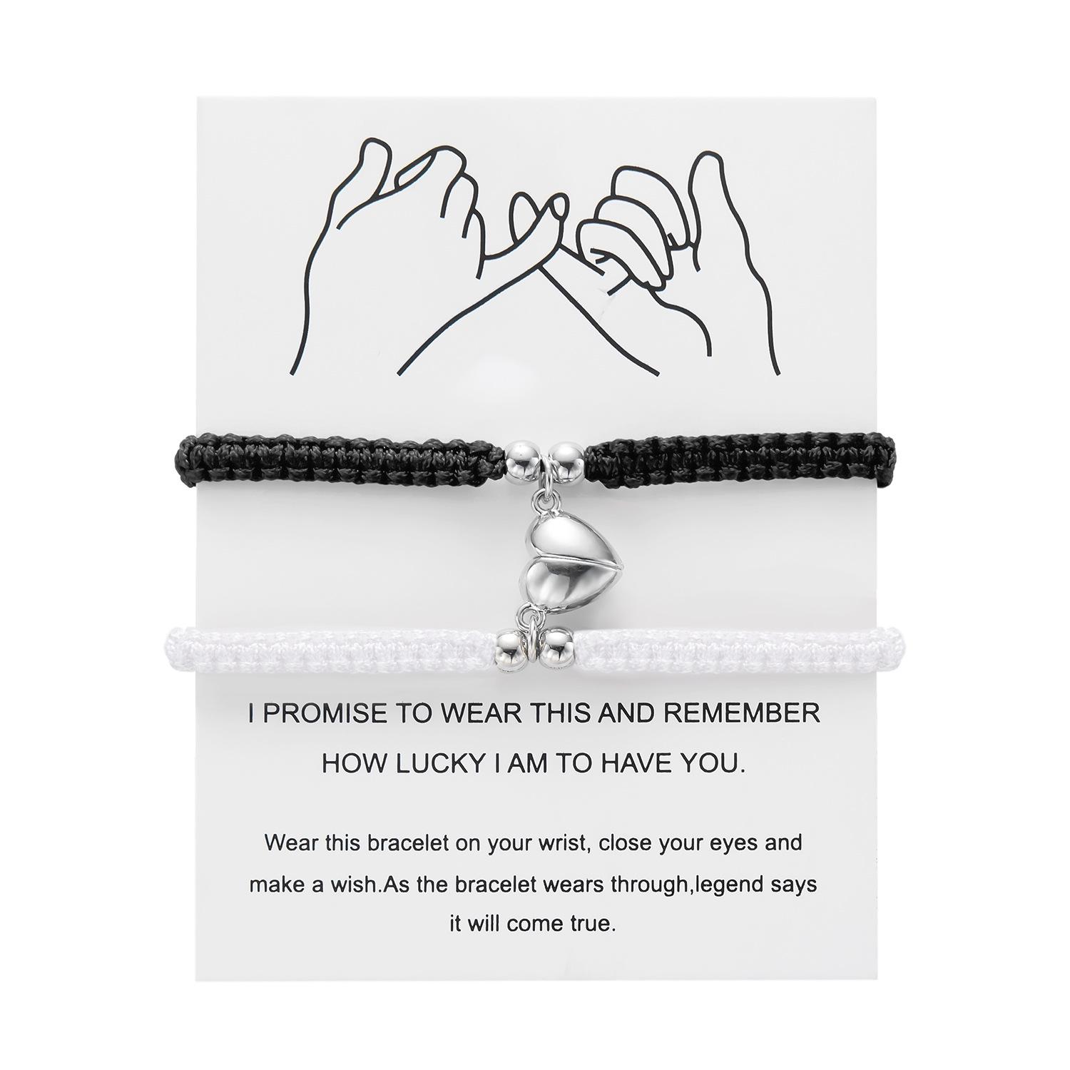 

Набор плетеных браслетов-магнитов в виде сердца ручной работы для парней и девушек