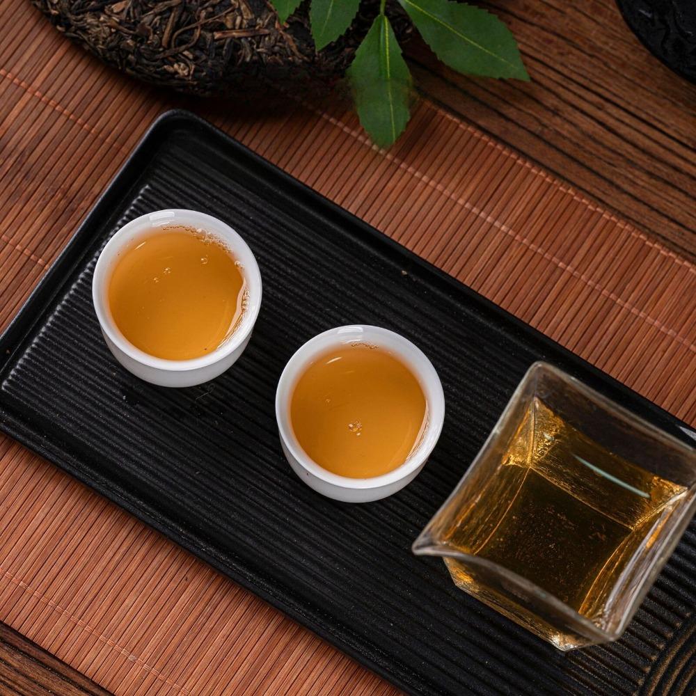 357g Ma Hei Yunnan Ancient Tree Raw Pu-erh Tea Cake
