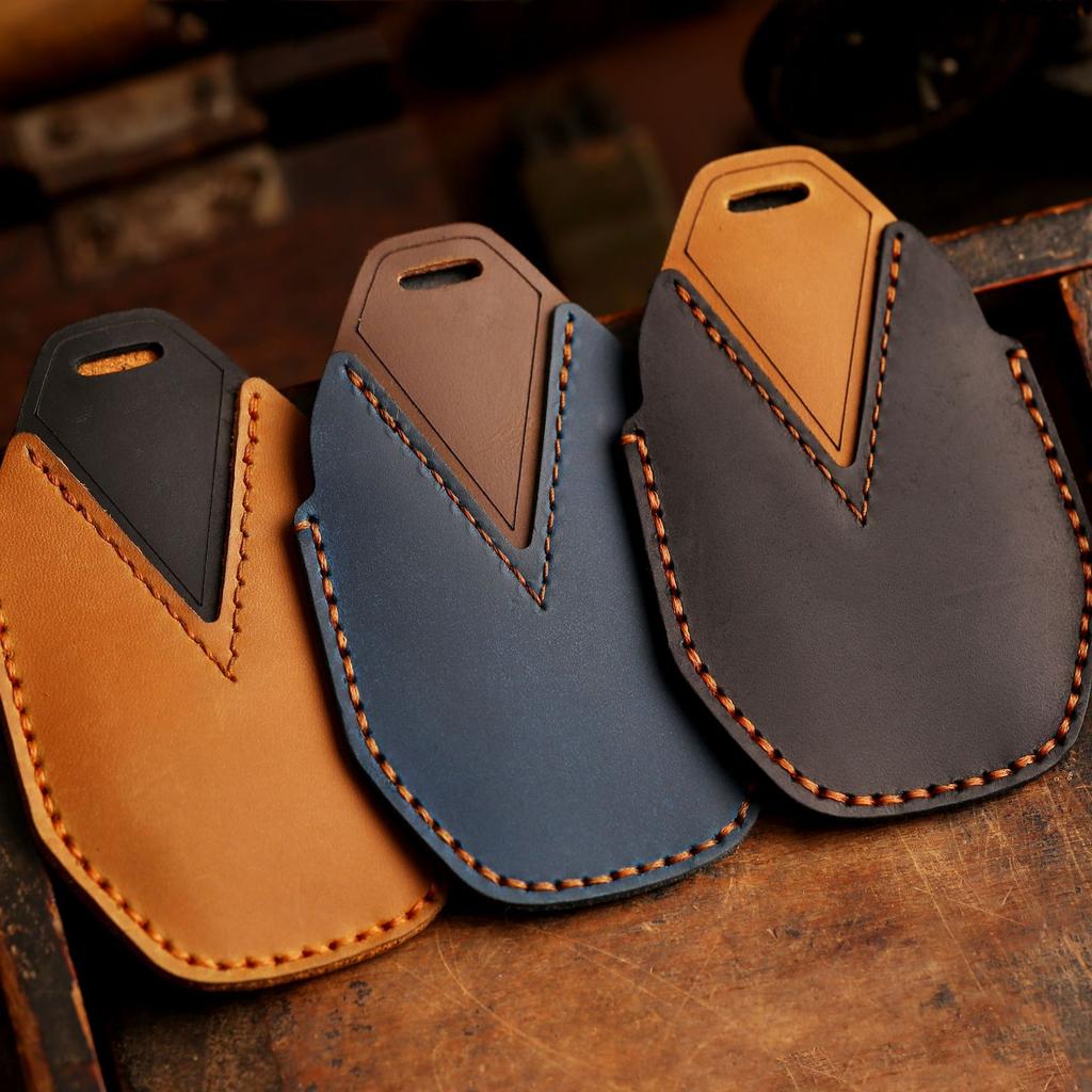 The Key Set Is Suitable for Chery Jietu Key Set, Which Is Purely Handmade Mad Horse Leather To Make a Car Key Bag.