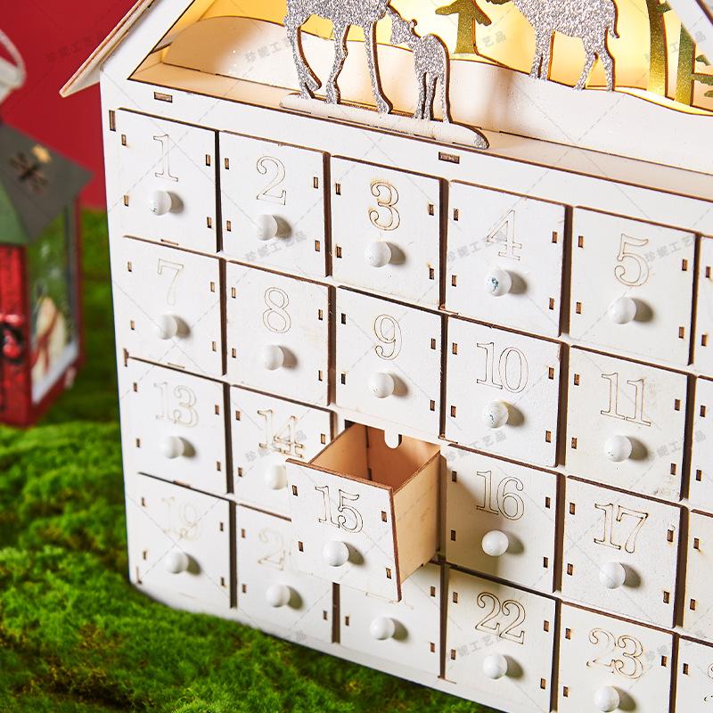 White 24-Day Christmas Countdown Calendar Ornament for Home Decorations