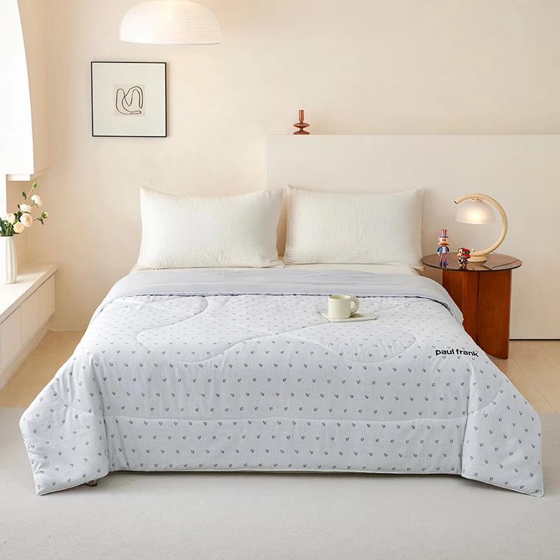 

Paul Frank Cloud Woven Soft Quilt