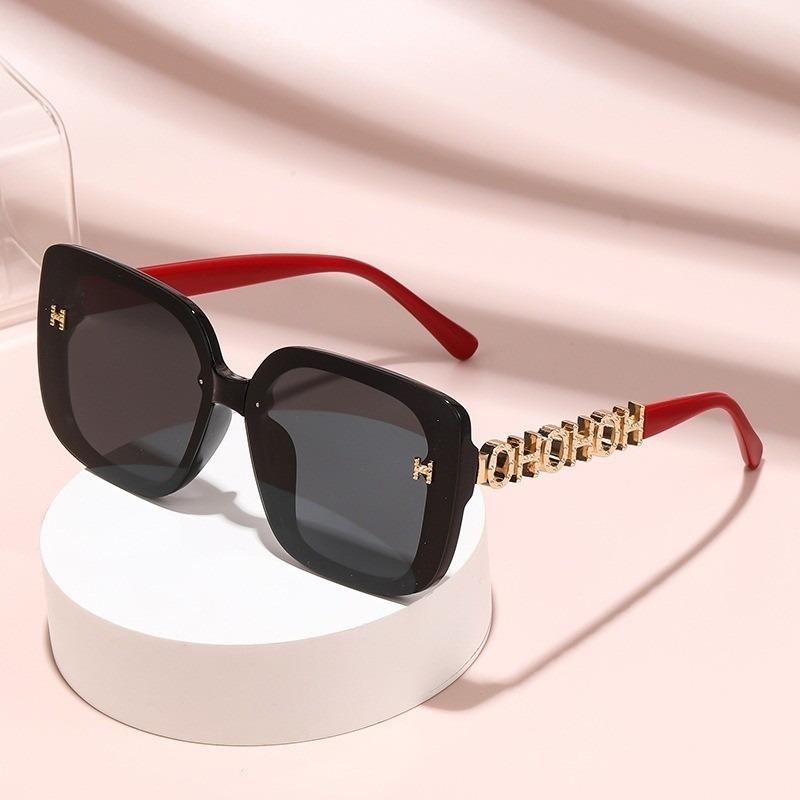 Fashionable Oversized Square Sunglasses for Women Stylish Large Frame
