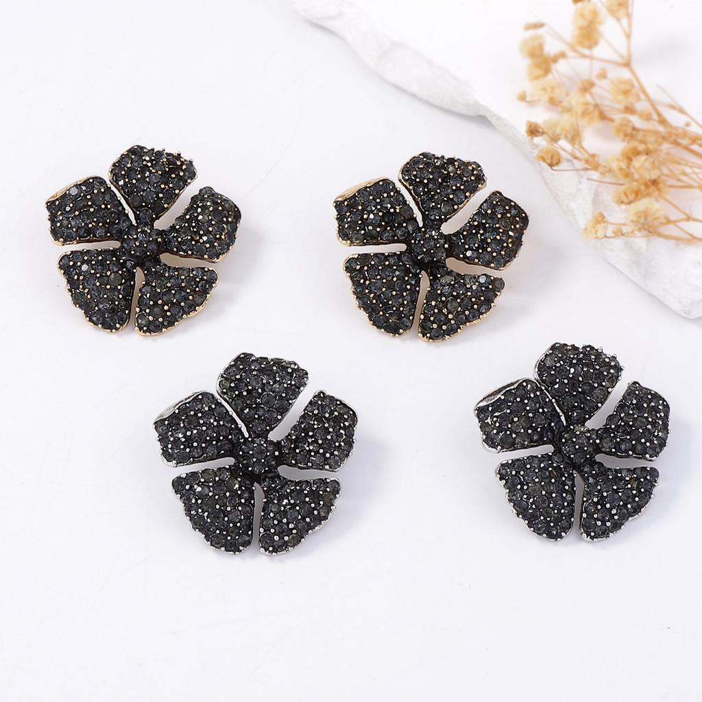 Personalized Medieval Light Luxury High-end Design Sense Alloy Full of Diamonds Unique Flower Stud Earrings Versatile Temperament Accessories