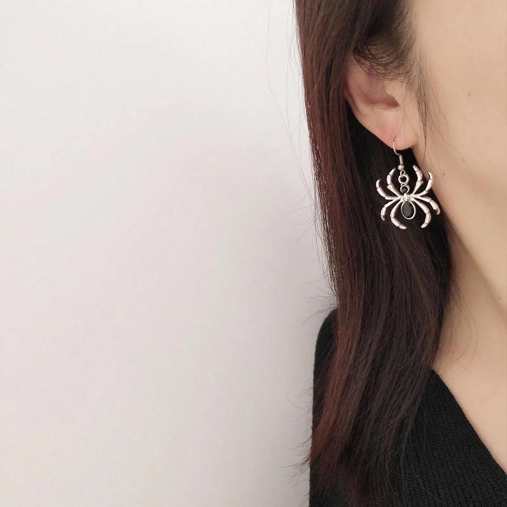 Retro Gothic Spider Rhinestone Necklace & Earrings Set for Halloween