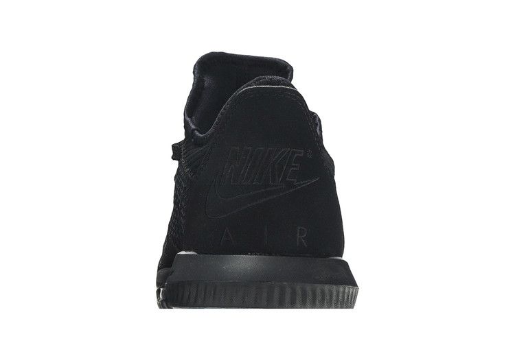 Men's Sneakers Nike LeBron 16 Low Triple Black Black/Black-Black