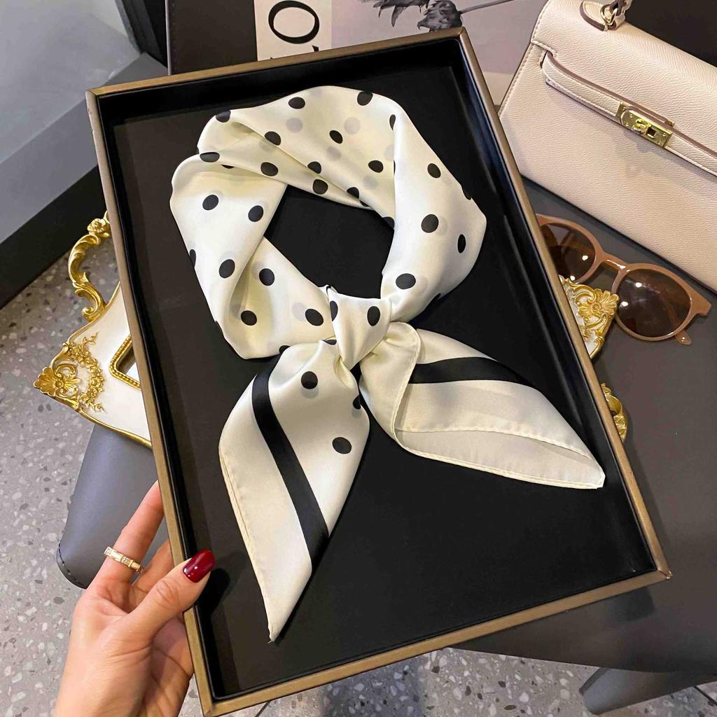 Korean Internet celebrity versatile fashion floral 71 simulation silk square scarf scarf high-end polka dot neck silk scarf