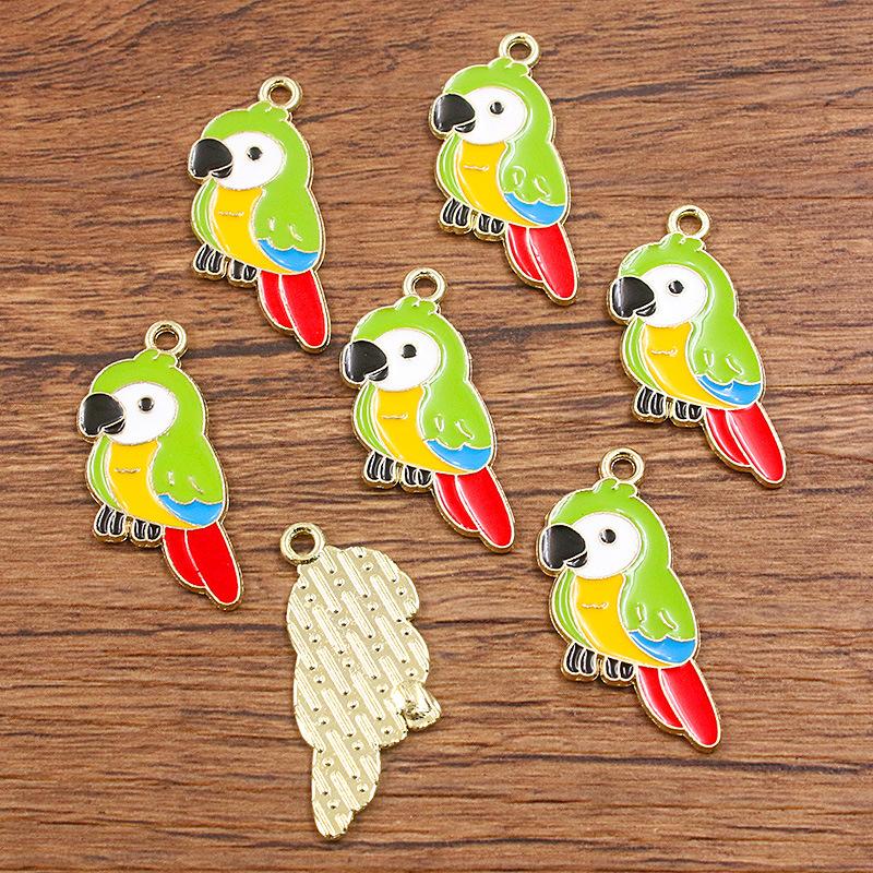 

10pcs DIY Jewelry Accessories Cute Multi-colored Bird Parrot Pendant 10pcs 14X31mm