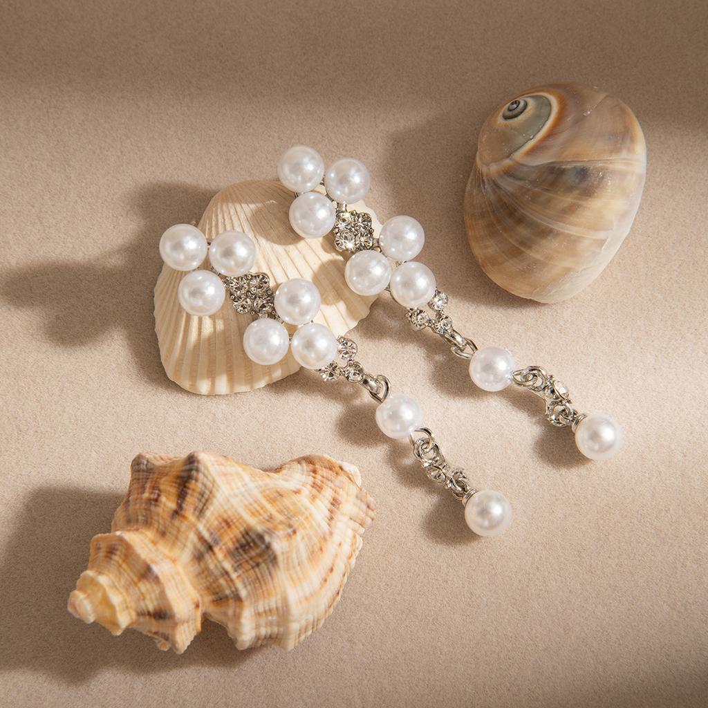 Retro Diamond-Set Flower Fringed Pearl Stud Earrings, French Elegant High-End Light Luxury Fashion Temperament Earrings
