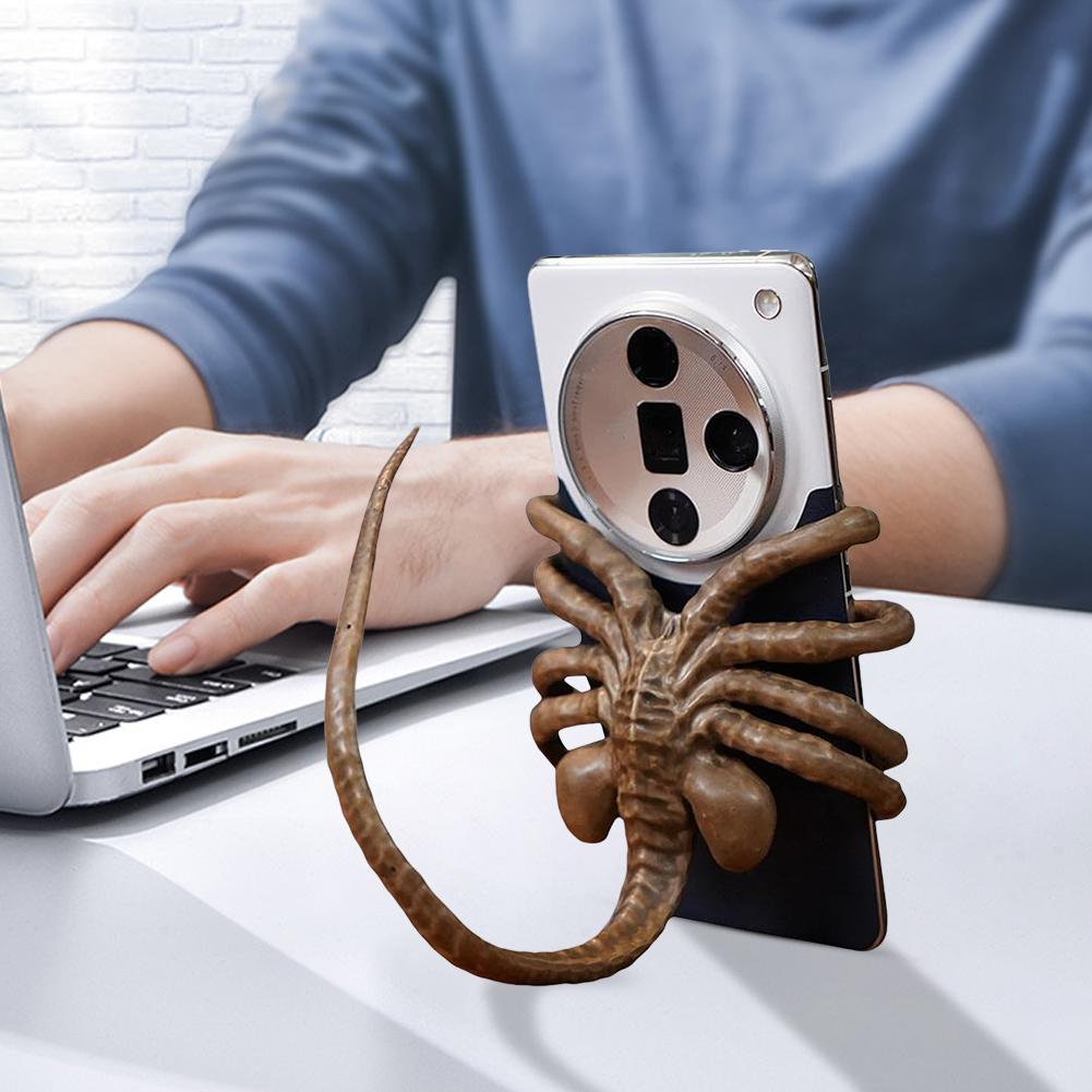 Alien Phone Holder Creative Design Facehugger Phone Holder Thriller Alien Romulus Phone Holder Multi-functional Stable Support