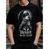 T-shirt Grafica da Uomo Gotica da Suora, Maglietta a Maniche Corte Girocollo con Arte Tatuaggio e Stampa 'Benedetto Sia il Maledetto' per Streetwear