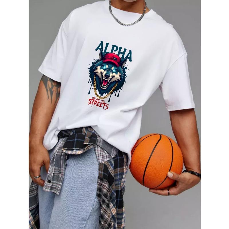 T-Shirt Street Style Alpha Wolf Lupo Bianco con Berretto Rosso e Catena d'Oro Stampa Grafica per Abbigliamento Casual