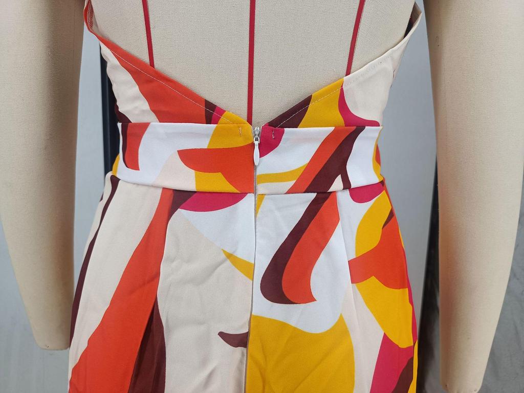 Bedruckter lässiger ärmelloser rückenfreier Jumpsuit mit Trägern und tiefem V-Ausschnitt, weitem Bein für Damen